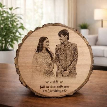 Round Shape Wooden Engraving