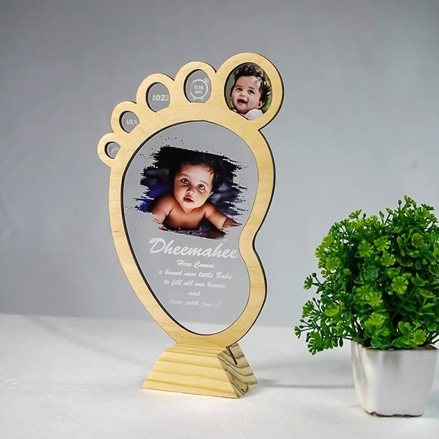 Baby foot Photo Print
